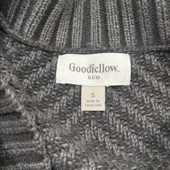 Goodfellow Cardigan - Picture 2 of 2